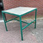 2 werktafels, Ophalen, Zo goed als nieuw