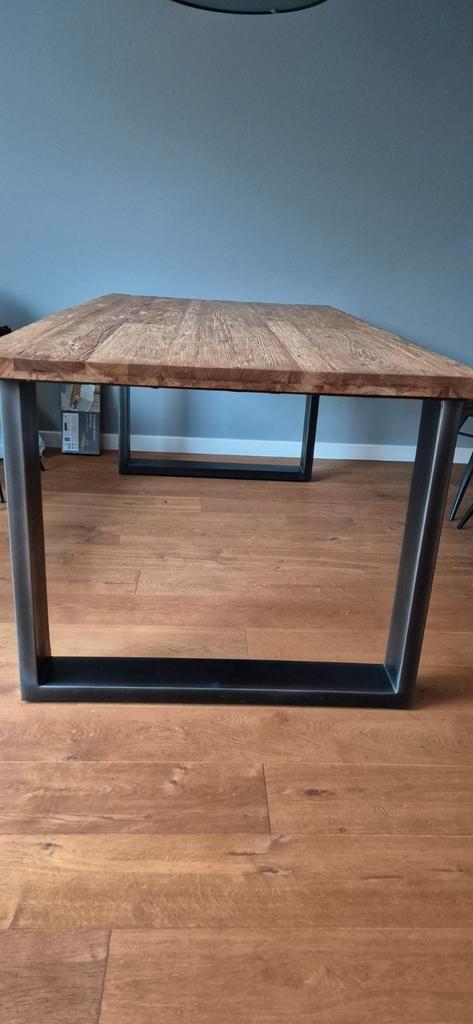 Teak houten Eettafel. Teakhout mix rough, Huis en Inrichting, Tafels | Eettafels, Gebruikt, 50 tot 100 cm, 150 tot 200 cm, Vijf personen of meer