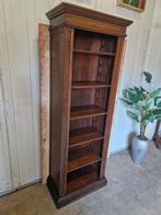 klassieke boekenkast afm. 69x39cm en 189cm hoog., Ophalen, Zo goed als nieuw