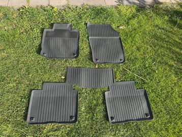 Rubber automatten en kofferbakmat Volvo V90 beschikbaar voor biedingen