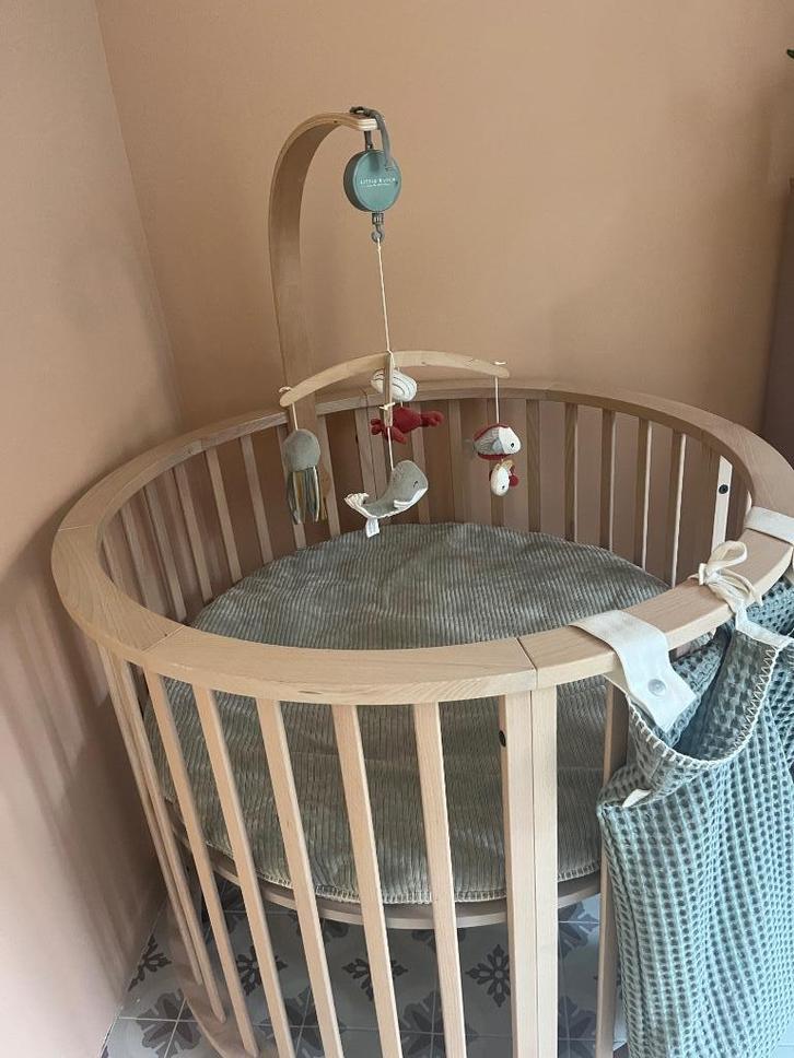 Prachtige complete boxaankleding in groen twv ruim 200 euro!, Kinderen en Baby's, Boxen, Zo goed als nieuw, Rond, Boxkleed, Ophalen