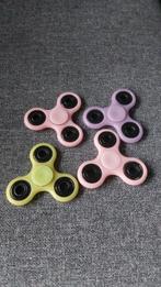 Fidget spinners- glow in the dark, Ophalen of Verzenden, Zo goed als nieuw