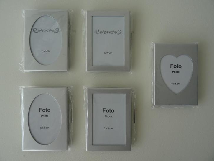 5 aluminium fotolijstjes 5x8 cm (3 soorten) +1 acryl lijstje, Audio, Tv en Foto, Fotografie | Fotolijsten, Nieuw, Ophalen of Verzenden