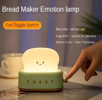Toaster-Shaped LED Night Light – Warmth Illuminates Every Mo beschikbaar voor biedingen
