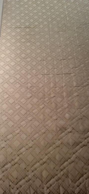 Schoon en stevig matras - 90 x 190 cm beschikbaar voor biedingen