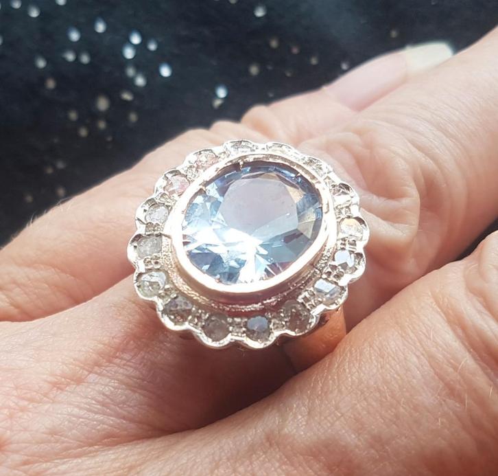 Schitterende gouden ring met topaas en 0.50 diamant 9 karaat, Sieraden, Tassen en Uiterlijk, Ringen, Zo goed als nieuw, Dame, 17 tot 18