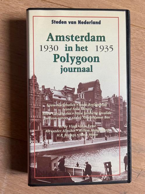 VHS: Amsterdam 1930–1935 – Polygoon journaal, Cd's en Dvd's, VHS | Documentaire, Tv en Muziek, Zo goed als nieuw, Alle leeftijden