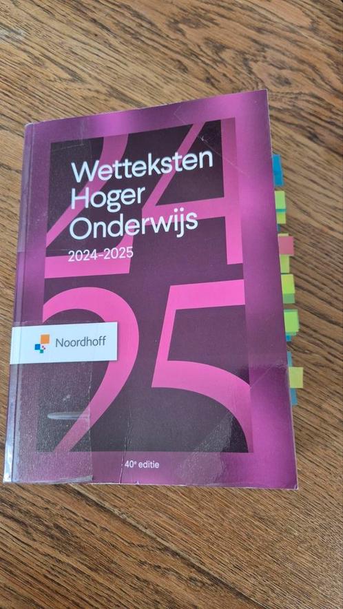 Redactieraad - Wetteksten Hoger Onderwijs 2024-2025, Boeken, Wetenschap, Zo goed als nieuw, Ophalen of Verzenden