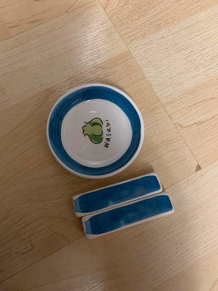 Blond Amsterdam Sushi Lijnwasabi bakje en stokjeshouder, Huis en Inrichting, Keuken | Bestek, Nieuw, Ophalen