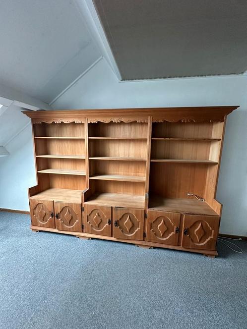 Wandkast. Boekenkast., Huis en Inrichting, Kasten | Wandmeubels, Gebruikt, 150 tot 200 cm, Minder dan 150 cm, 25 tot 50 cm, Ophalen
