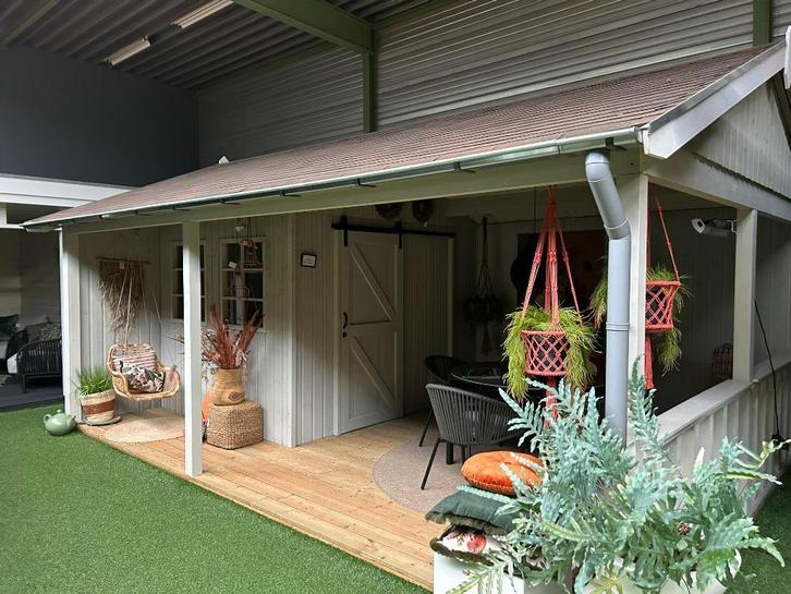 Tuinhuis met overkapping type Linge met zadeldak, Tuin en Terras, Tuinhuizen, Zo goed als nieuw, Tuinhuis, Hout, 500 cm of meer