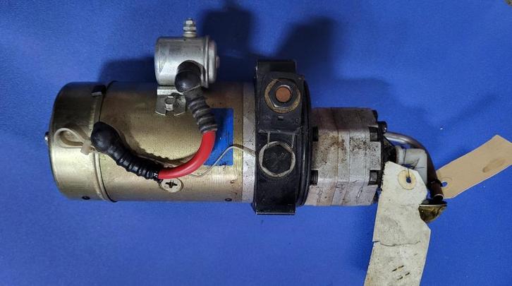 Hydraulisch Elektrisch aandrijving SPX STONE 345 BAR 12V, Watersport en Boten, Accessoires en Onderhoud, Gebruikt, Motor en Techniek