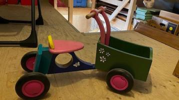 Te Houten loopkar tweedehands beschikbaar voor biedingen