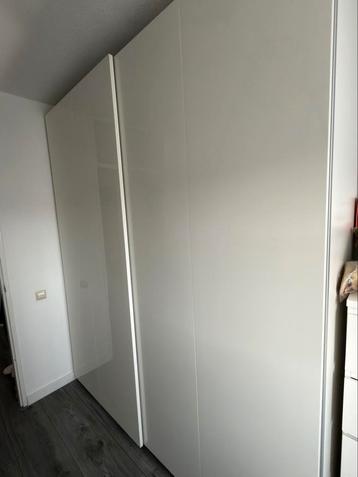 Ikea Schuifdeuren - Perfect voor je kledingkast! beschikbaar voor biedingen