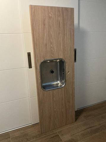 Hout look aanrechtblad 60x172,3 met hittestrip en kraangat beschikbaar voor biedingen