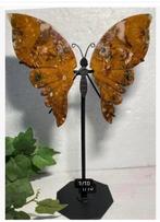 Geel bruine mosagaat Vlinder Butterfly op stand 24 cm Design, Antiek en Kunst, Ophalen of Verzenden