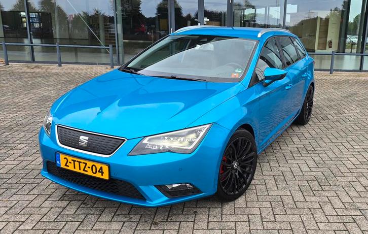Seat Leon 1.6 TDI 81KW ST 2014 Blauw, Auto's, Seat, Particulier, Leon, ABS, Airbags, Airconditioning, Bluetooth, Centrale vergrendeling