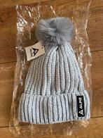 Nieuwe ALPZ muts met pompon, Ophalen of Verzenden, Nieuw, One size fits all, Hoed