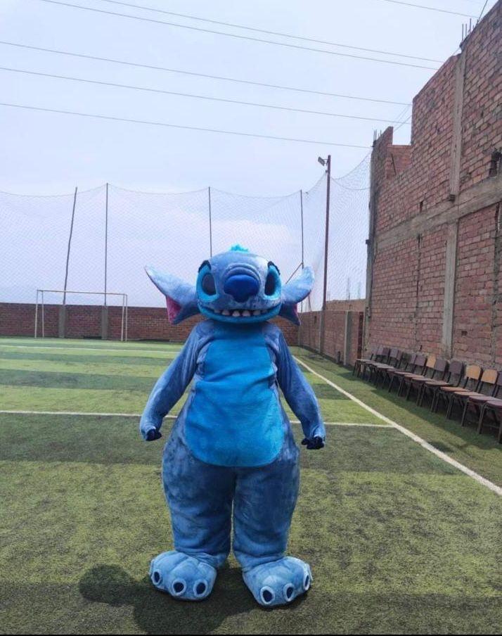 Mascotte stitch huren voor kinderfeestjes en evenementen!, Kleding | Dames, Carnavalskleding en Feestkleding, Zo goed als nieuw