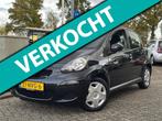 Toyota Aygo 1.0-12V Comfort Navigator AUTOMAAT, Euro 5, Gebruikt, 4 stoelen, Origineel Nederlands