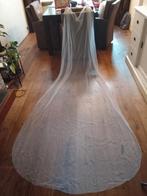 CAPE - Lang sluier met kristallen, Kleding | Dames, Trouwkleding en Trouwaccessoires, Ophalen, Zo goed als nieuw, Wit, Accessoires