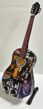 The Beatles collage miniatuur gitaar van hout 25cm mini deco, Info@deconoord.nl, Verzenden, Deco Noord, Nieuw