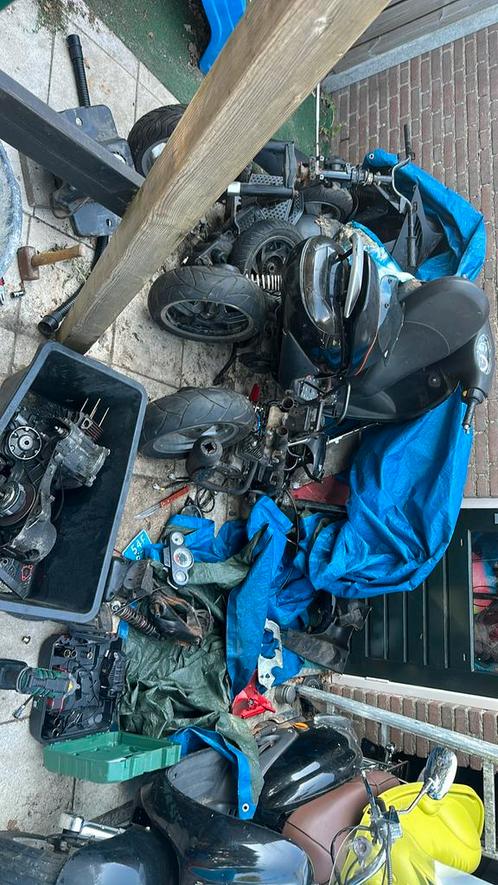 Peugeot sf3-2 new viva. Piaggio zip, Fietsen en Brommers, Scooters | SYM, Gebruikt, Overige modellen, Ophalen of Verzenden