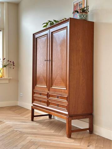 Vintage wandmeubel kast Deens eiken hout jaren 50/60/70 beschikbaar voor biedingen