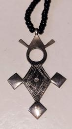 Mooie ethnische tuareg ketting Kruis van Agadez Marokko, Verzenden, Zo goed als nieuw, Zilver, Overige materialen