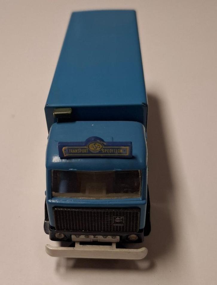 Eigenbouw Volvo F89 Bakwagen (Tekno), Hobby en Vrije tijd, Modelauto's | 1:50, Gebruikt, Bus of Vrachtwagen, Tekno, Ophalen of Verzenden