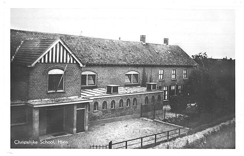 963438	Dodewaard	Hien Gld 1948	Christelijke School	Nette Oud, Verzamelen, Ansichtkaarten | Nederland, Ongelopen, Gelderland, 1940 tot 1960