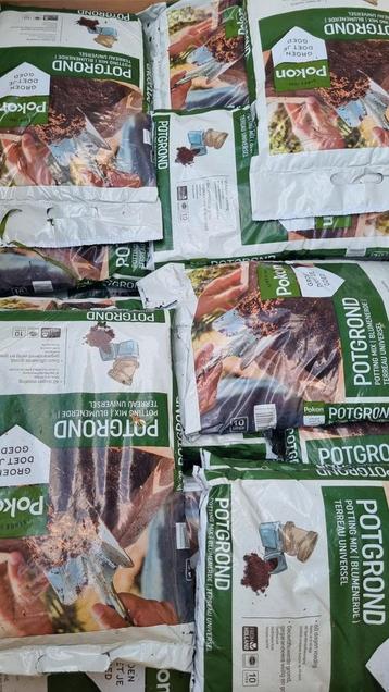 50x Pokon potgrond 10 liter aarde tuinaarde  beschikbaar voor biedingen