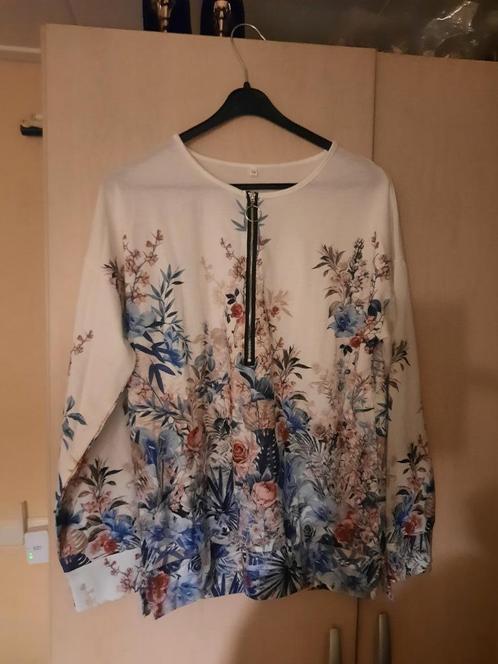 Mooi fleurig shirt top Nieuw mt XXL, Kleding | Dames, Grote Maten, Nieuw, Shirt of Top, Wit, Ophalen of Verzenden