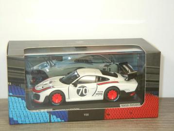 Porsche 935 Spectrum Edition - Minichamps 1:43 beschikbaar voor biedingen