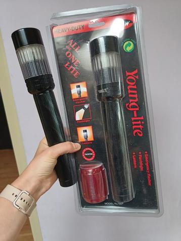 Zaklamp 2 x gratis  beschikbaar voor biedingen