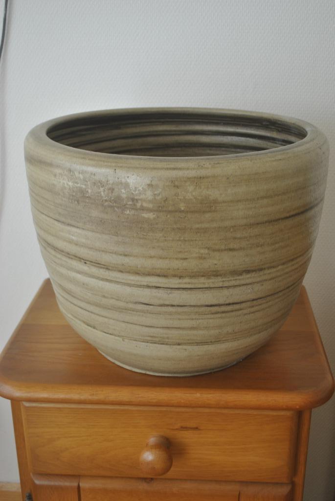 Bloempot, Mobach, Tuin en Terras, Bloempotten, Gebruikt, Aardewerk, Binnen, Balkon, Tuin, Minder dan 40 cm, 25 tot 40 cm, Rond