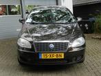 Fiat Croma 2.2-16V Emotion Automaat Leer Navi LMV Metallic T, Gebruikt, 4 cilinders, 700 kg, 1505 kg