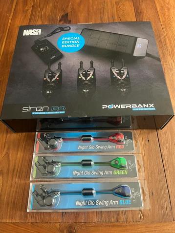 Nash siren r4 set met swingers nieuwstaat!  beschikbaar voor biedingen