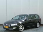 Volvo V70 T5 Nordic+ Xenon / Schuifdak / Trekhaak / Lederen, Te koop, Benzine, 245 pk, V70