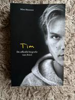 NIEUW TIM Avicii de officiële biografie, Ophalen of Verzenden, Nieuw, Film, Tv en Media
