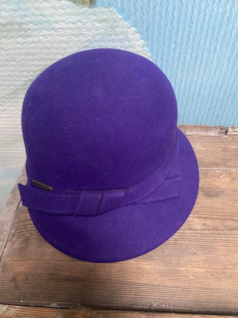 100% wollen hoedje (paars) van Seeberger, Ophalen of Verzenden, Zo goed als nieuw, One size fits all
