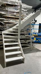 Kwart trap 2562 hoog dicht incl hekken, Doe-het-zelf en Verbouw, Ladders en Trappen, Ophalen of Verzenden, Nieuw, Trap, 2 tot 4 meter