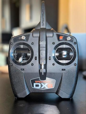 Spektrum DXs zender en Spektrum WS200 simulator gamen module beschikbaar voor biedingen