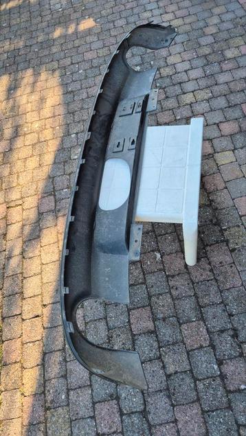 Volvo v60 achterbumper onderlip beschikbaar voor biedingen