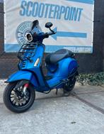 Vespa sprint 2022, Fietsen en Brommers, Scooters | Piaggio, Ophalen, Overige modellen, Zo goed als nieuw, Benzine