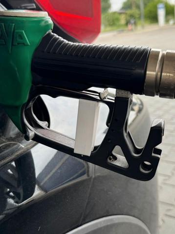 tank klem beschikbaar voor biedingen