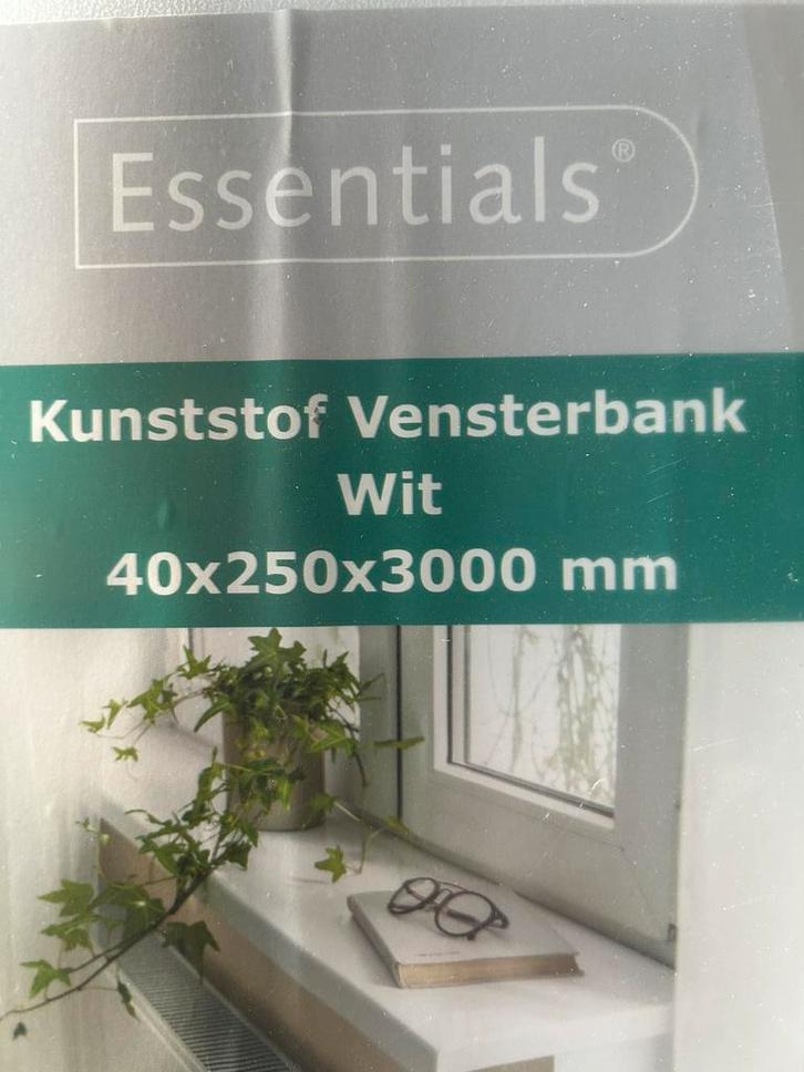 Kunststof vensterbank wit 40 x 250 x 3000 mm merk Essentials, Huis en Inrichting, Overige Huis en Inrichting, Nieuw, Ophalen