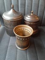 Koperen tabak potten., Ophalen