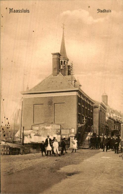 Maassluis - Stadhuis, Verzamelen, Ansichtkaarten | Nederland, Ongelopen, Zuid-Holland, Voor 1920, Ophalen of Verzenden