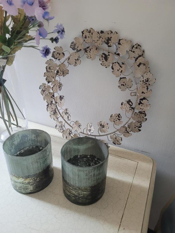 Metalen krans klimop blaadjes foto 1 en 2, Huis en Inrichting, Woonaccessoires | Kransen, Nieuw, Ophalen of Verzenden